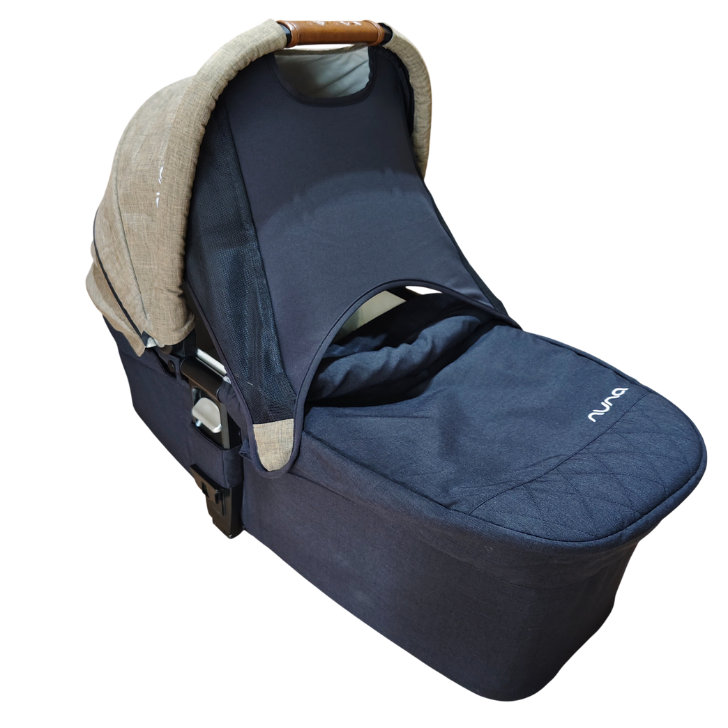 Nuna-Mixx™-Series-Carry-Cot-1-1
