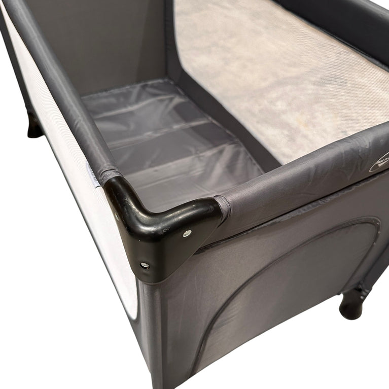 Hauck-Sleep-N-Play-Square-Travel-Cot-Grey-2-13