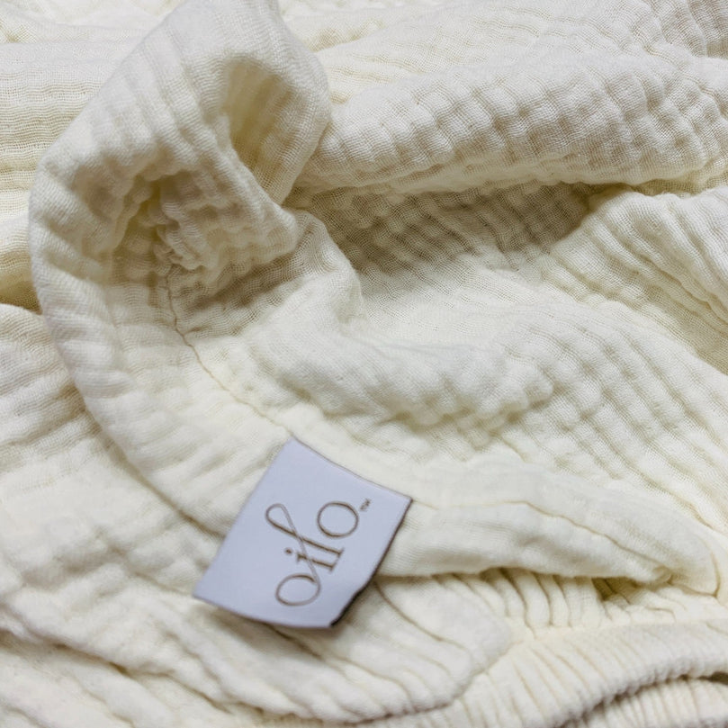 Oilo-Eggshell-Creme-Premium-Muslin-Crib-Sheet-1-3