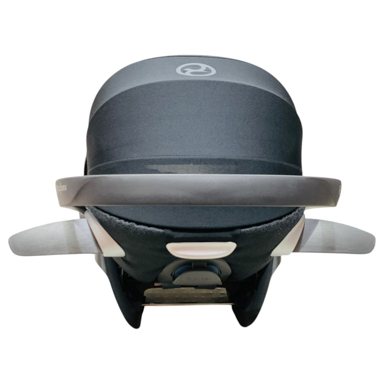 Cybex-Cloud-Z-i-Size-Plus-Soho-Black-1-7