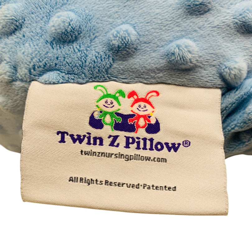 The-Twin-Z-Pillow-Blue-1-4