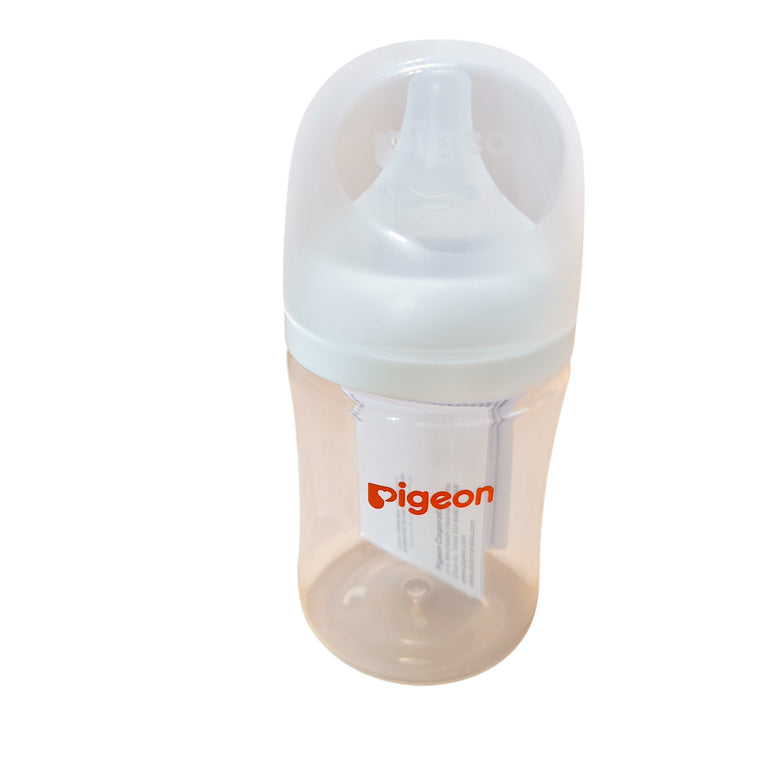 Pigeon Softouch Plastic Feeding Bottle - 160ml