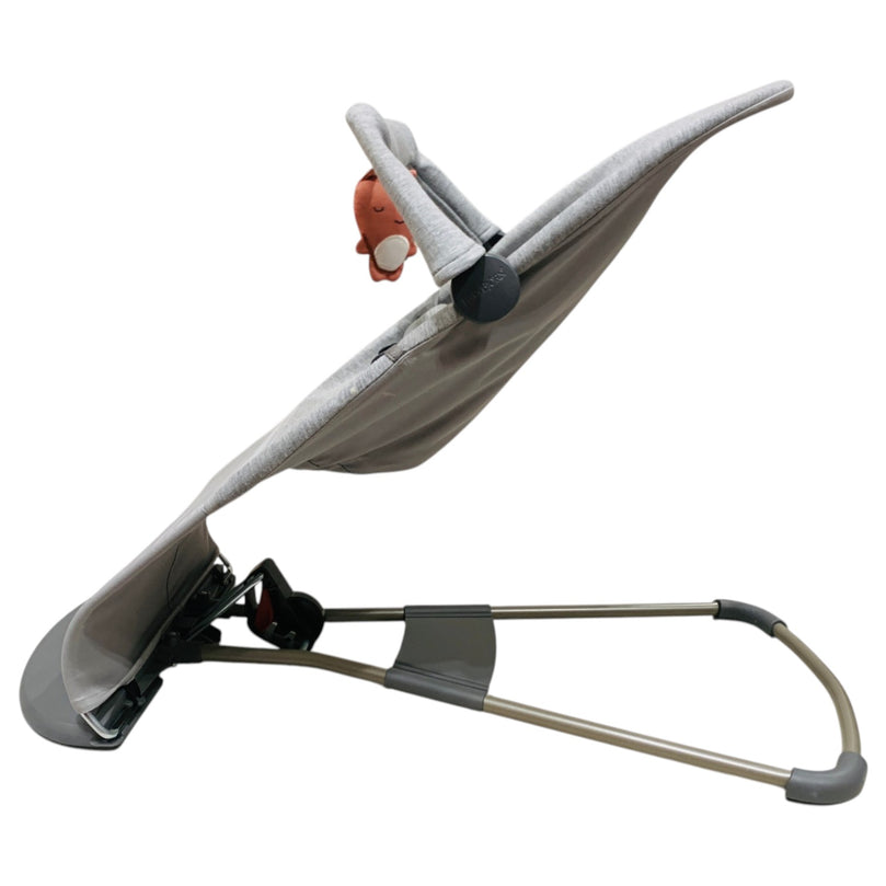 BabyBjörn-Bouncer-Bliss-Light-Grey-3-4