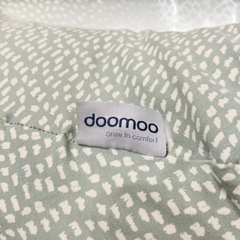 Doomo-Buddy-Nursing-Pillow-Kaki-1-3