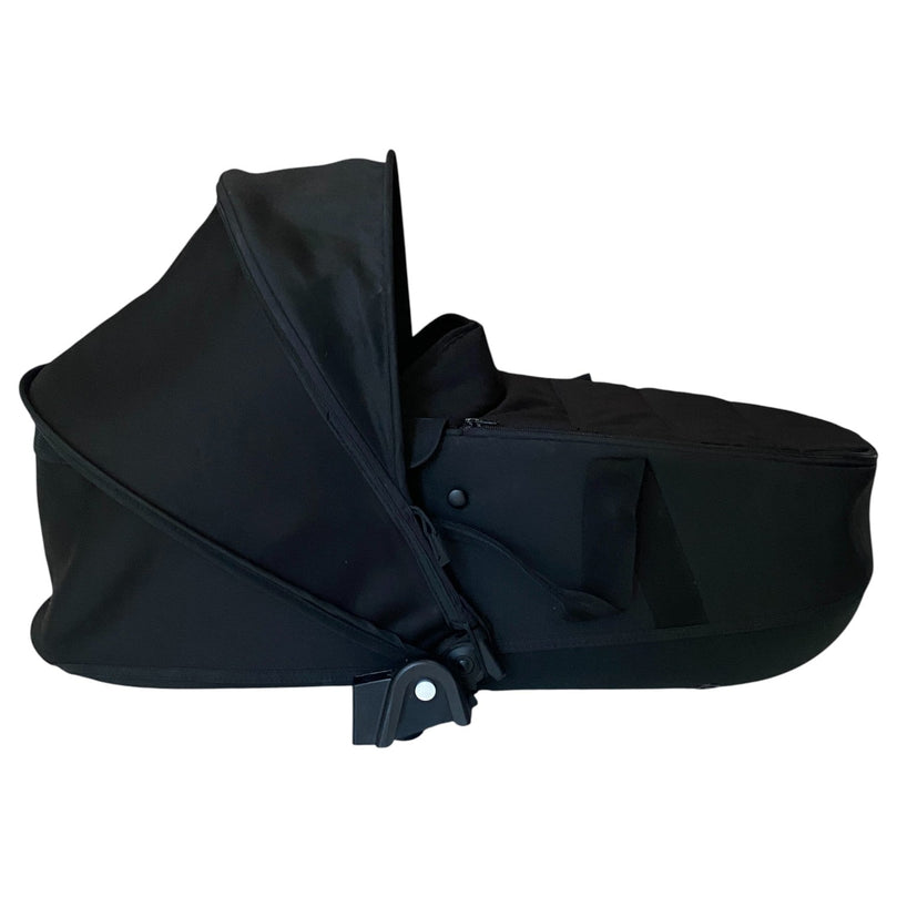 Babyzen-YOYO-Portable-Bassinet-with-Adapters-Black-1-3