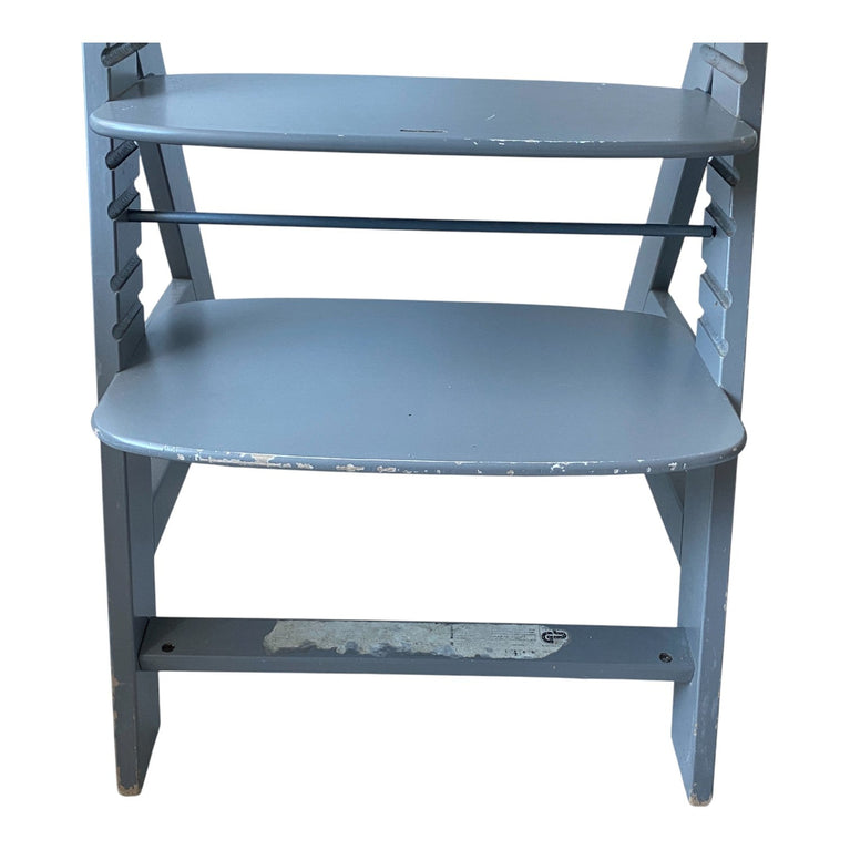 Hauck-Alpha+-Wooden-Highchair-Grey-with-White-Food-Tray-1-4