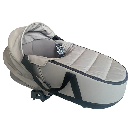 Babyzen-YOYO2-Portable-Bassinet-with-Adapters-Grey-8-1