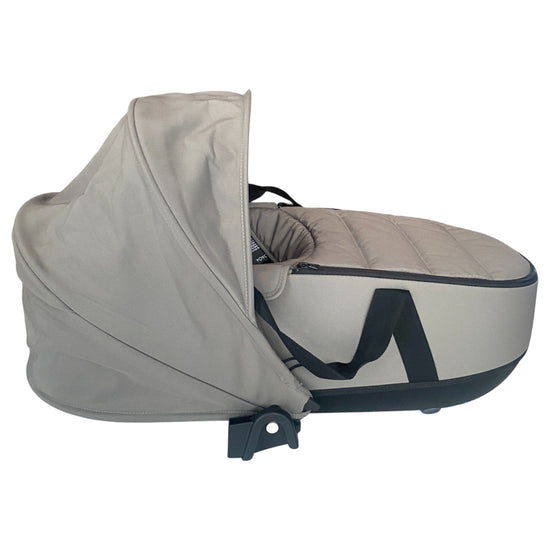 Babyzen-YOYO2-Portable-Bassinet-with-Adapters-Grey-8-5