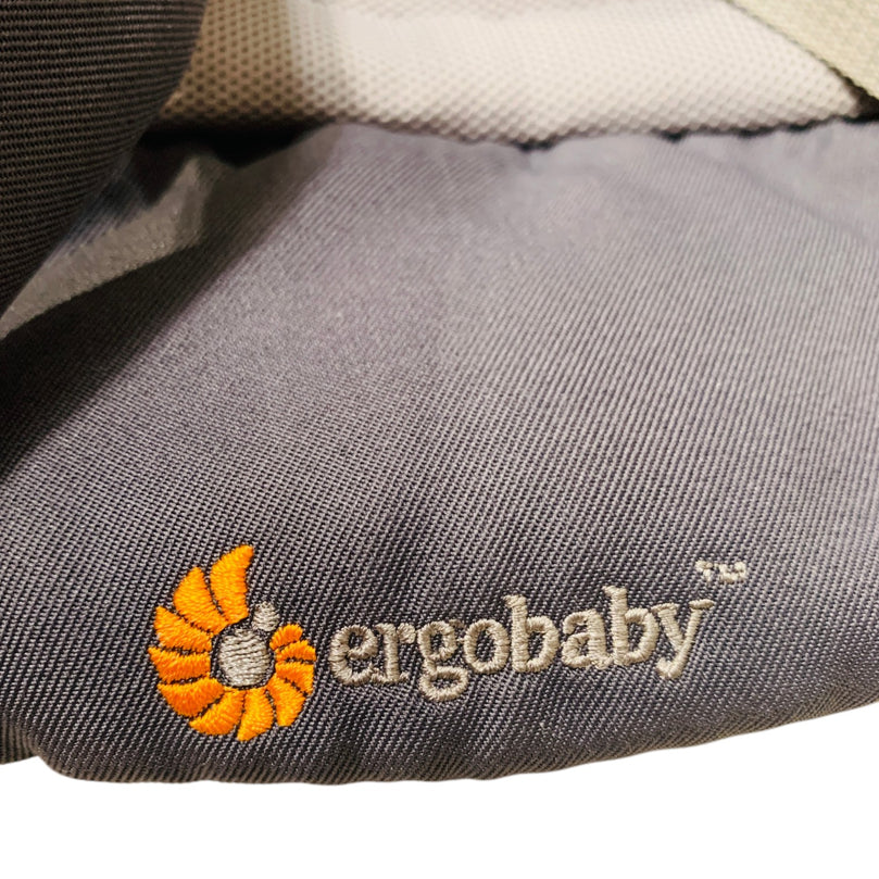 Ergobaby-360-Ergonomic-Baby-Chest-Harness-Carrier-Black/Grey-1-4