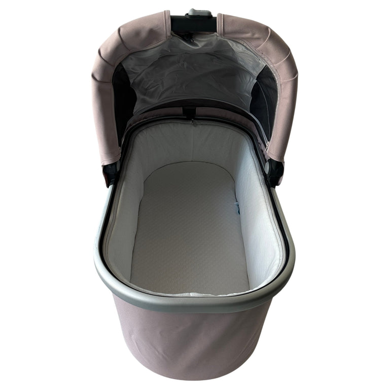 Uppababy-Bassinet-Sandstone-Mélange-1-2