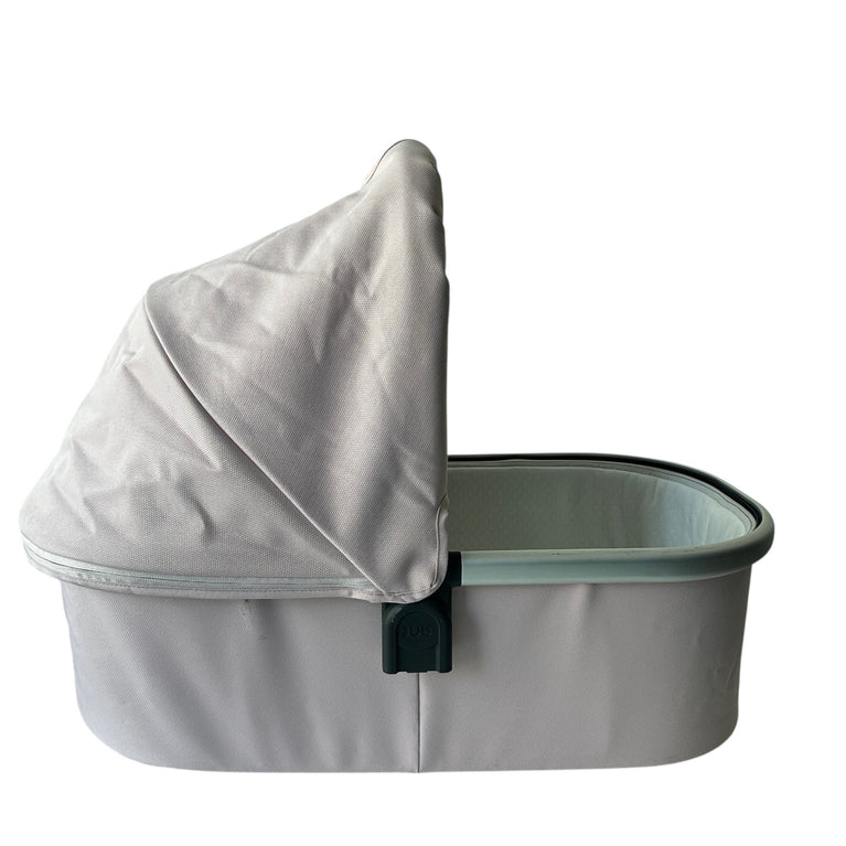 Uppababy-Bassinet-Sandstone-Mélange-1-3