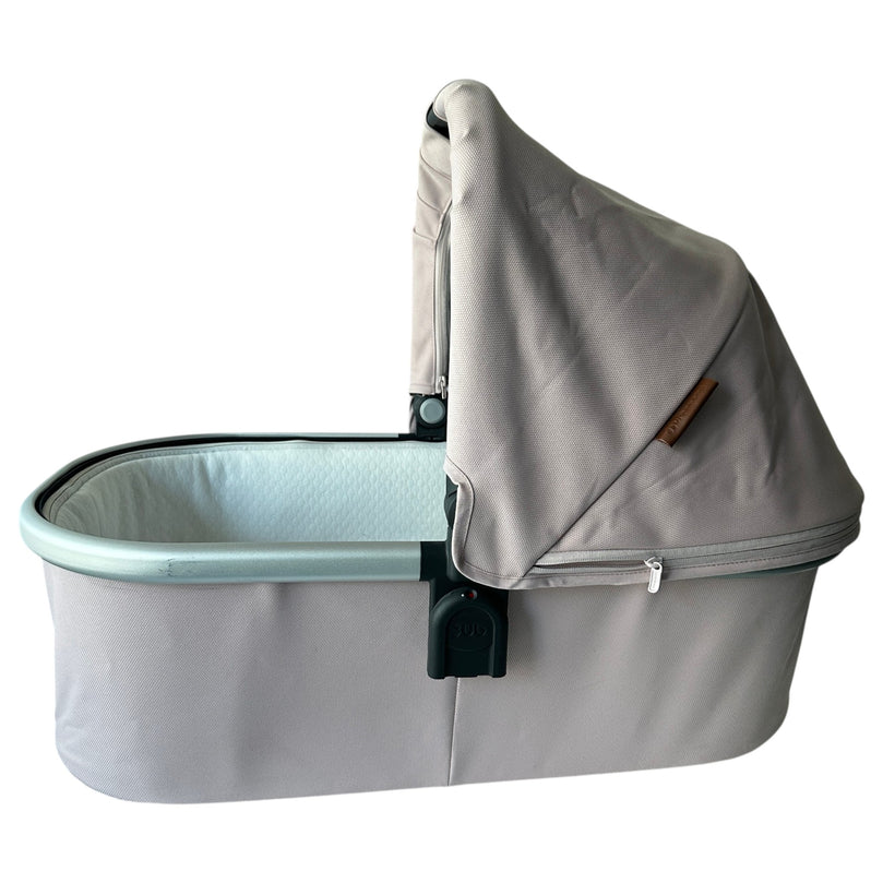 Uppababy-Bassinet-Sandstone-Mélange-1-4