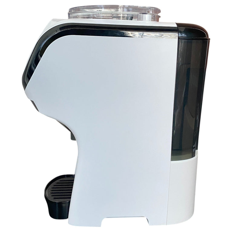 Baby-Brezza-Formula-Pro-Mini-White-3-4