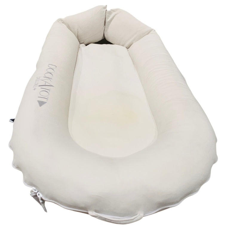 Dockatot-Deluxe+-Pod-Fog-Chambray-4-6