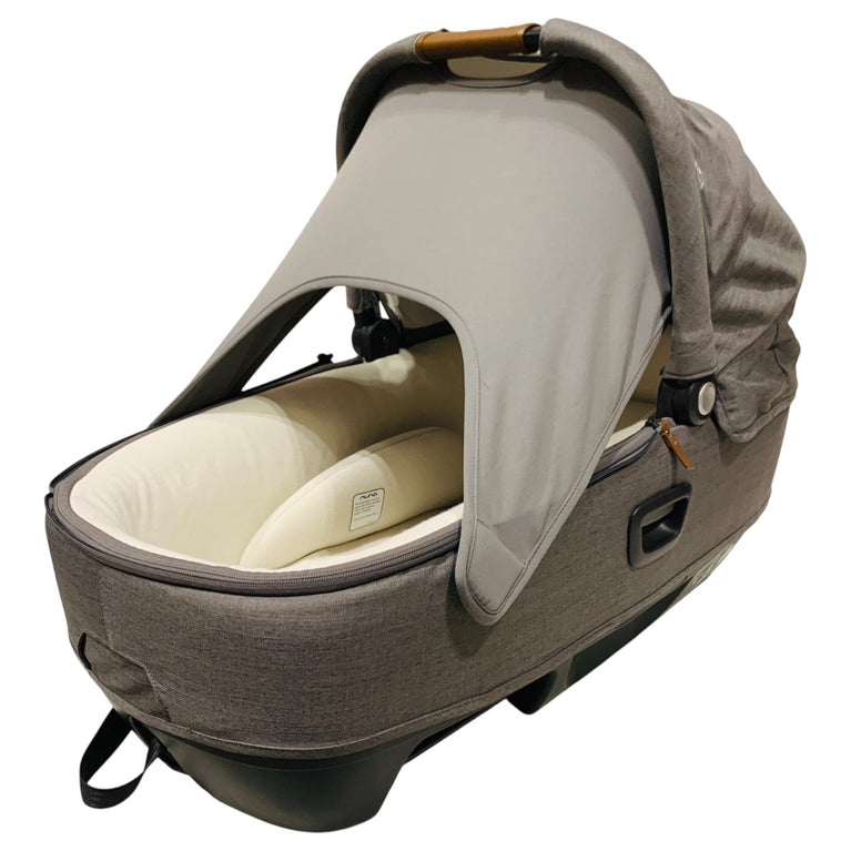 Nuna-Cari-Next-Carrycot-Car-Seat-2-8