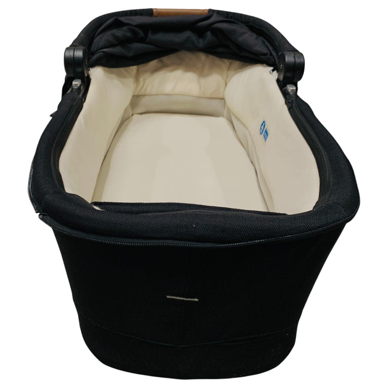 Nuna-Carrycot-Black-2-3