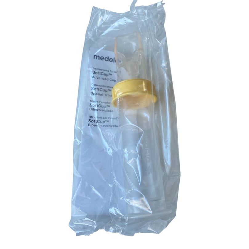 Medela-BPA-Free-SoftCup-Silicone-Advanced-Cup-Feeder-1-3