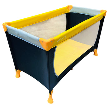 Hauck-–-Dream’N-Play-Travel-Cot-–-Yellow-1-1