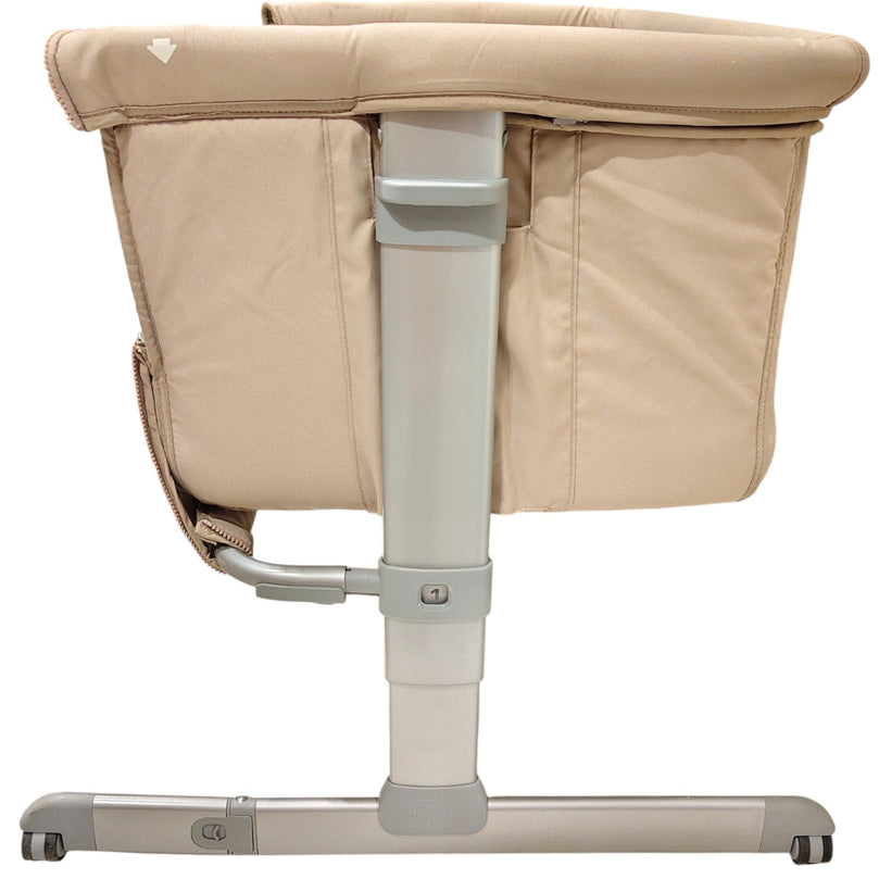 Chicco-Next2Me-Essential-Co-sleeping-Crib-11-8