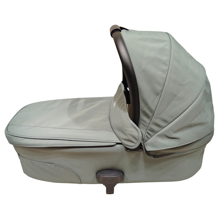 Mamas-&-Papas-Ocarro-Carrycot---Light-Green-2-4