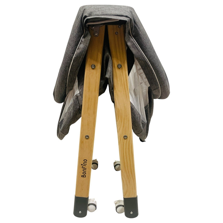 Bonfino-Cozy-Heaven-Foldable-Bassinet-with-Mosquito-Net-1-10