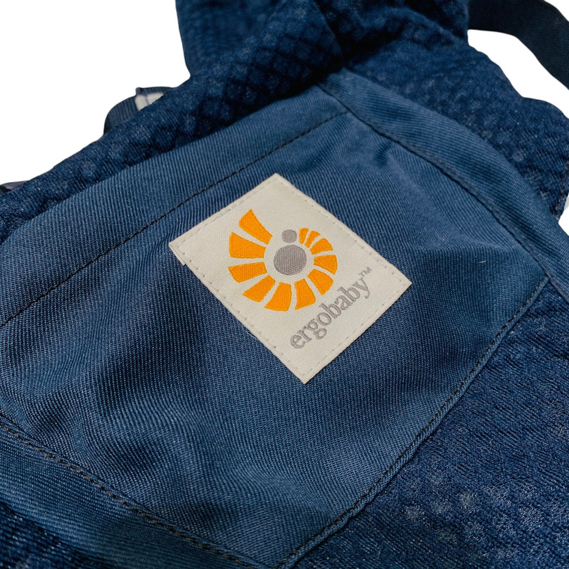 Ergobaby-Omni-Breeze-Carrier-Blue-3-7