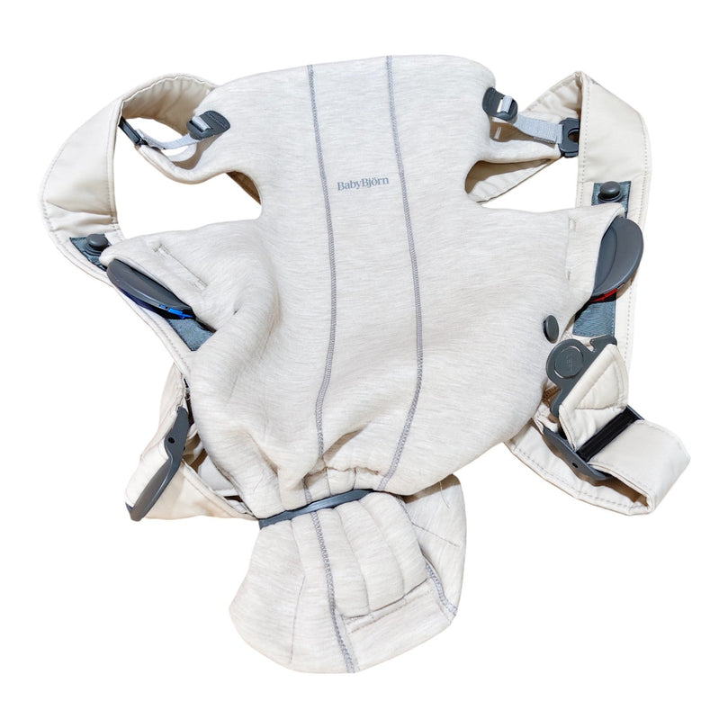 BabyBjörn-Carrier-Mini,-3D-Jersey,-Light-Beige-1-1