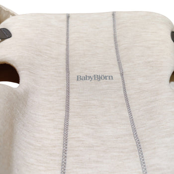 BabyBjörn-Carrier-Mini,-3D-Jersey,-Light-Beige-1-2