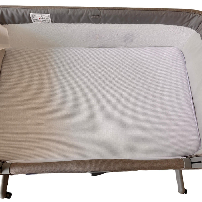 Chicco-Next2Me-Magic-Evo-Co-Sleeping-Crib-Desert-Taupe-3-4