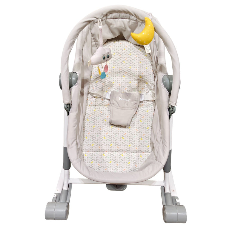 Badabulle-4-in-1-Compact-Rocker-Crib-Recliner-&-High-Chair-2-5