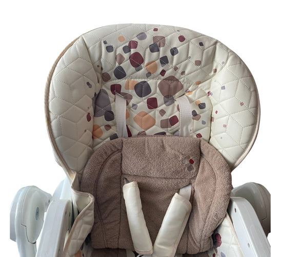 Giggles-High-Chair-with-Wheels-1-6