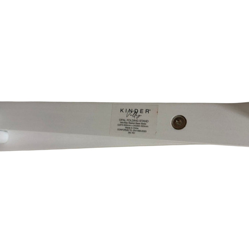 Kinder-Valley-White-Palm-Moses-Basket-with-Stand-2-7