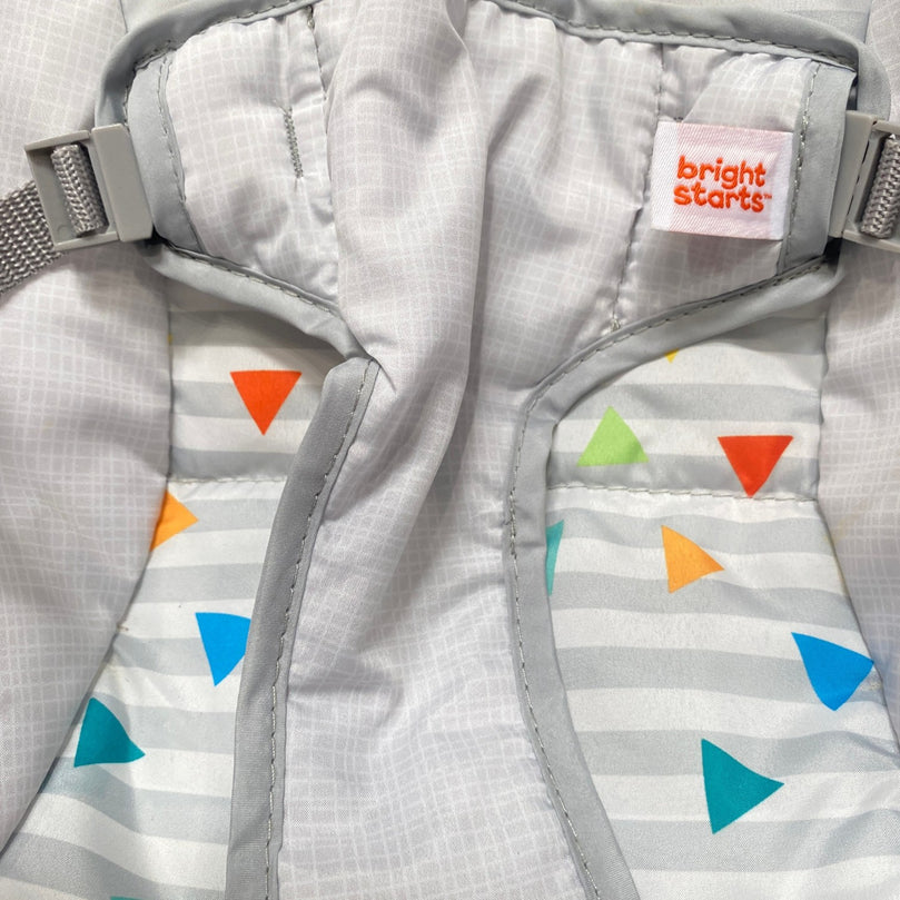Bright-Starts-Safari-Fun-Vibrating-Bouncer-Grey-1-5
