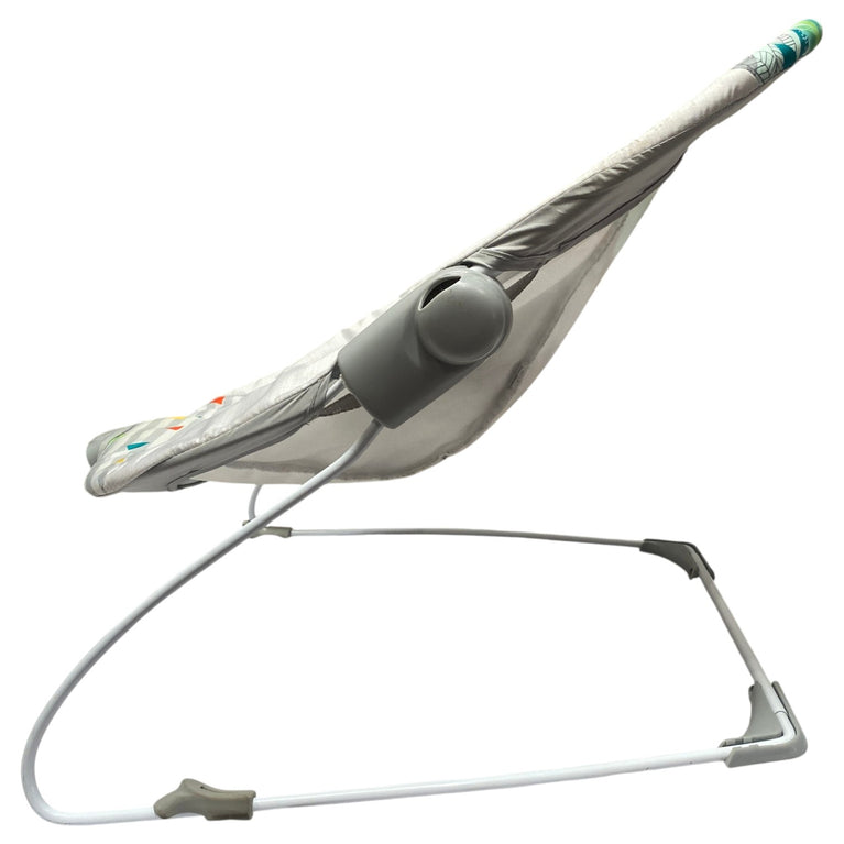 Bright-Starts-Safari-Fun-Vibrating-Bouncer-Grey-1-7