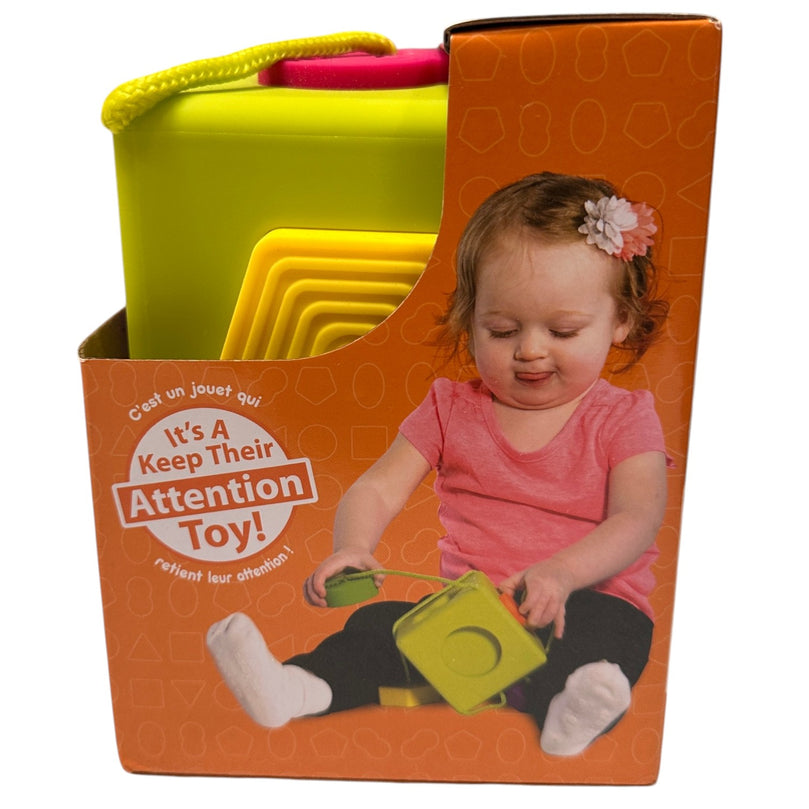 Fat-Brain-Toys-OombeeCube-1-4