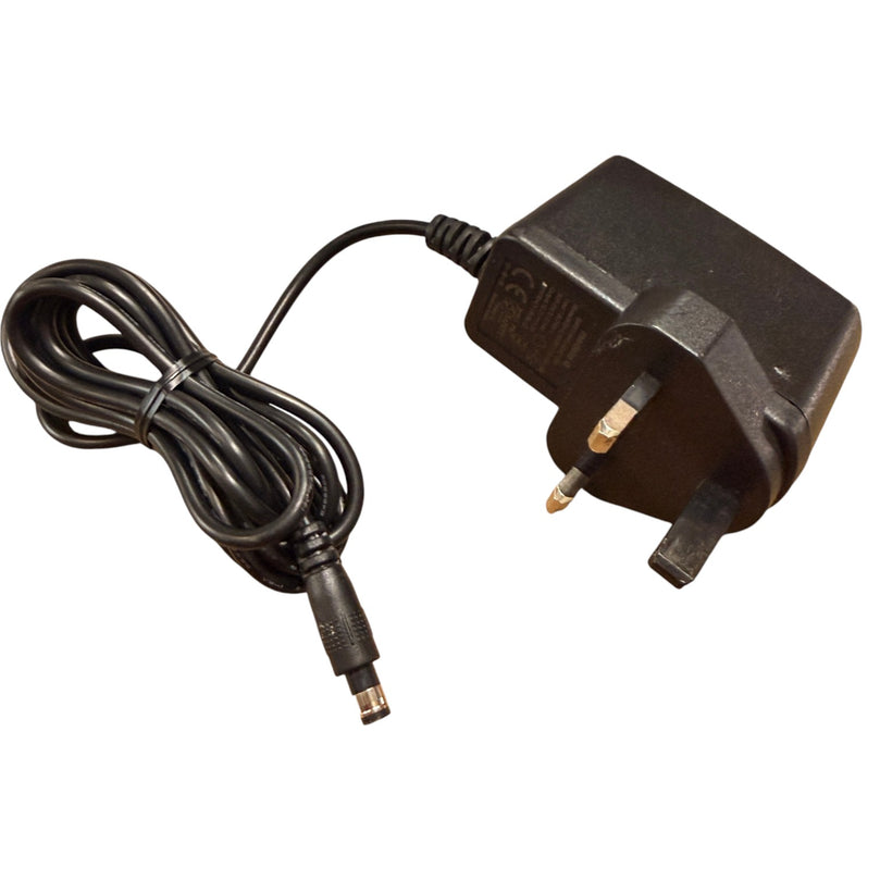 Medela-Spare-Parts-Swing-Maxi-/-Pump-in-Style-Power-Adapter-1-1