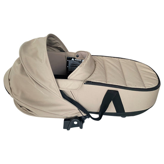 Babyzen-YOYO2-Portable-Bassinet-Taupe-5-3