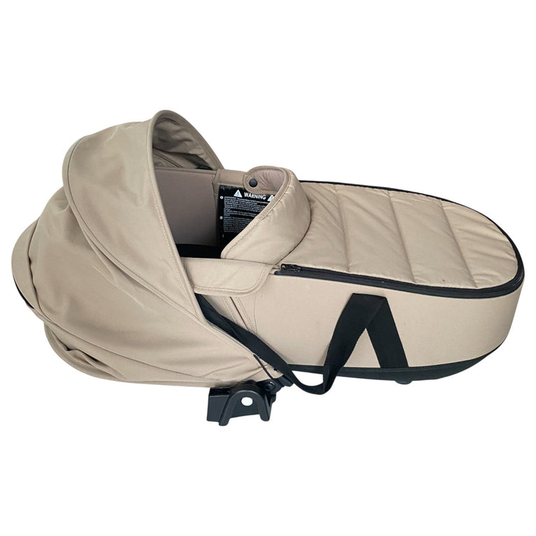 Babyzen-YOYO2-Portable-Bassinet-Taupe-5-3