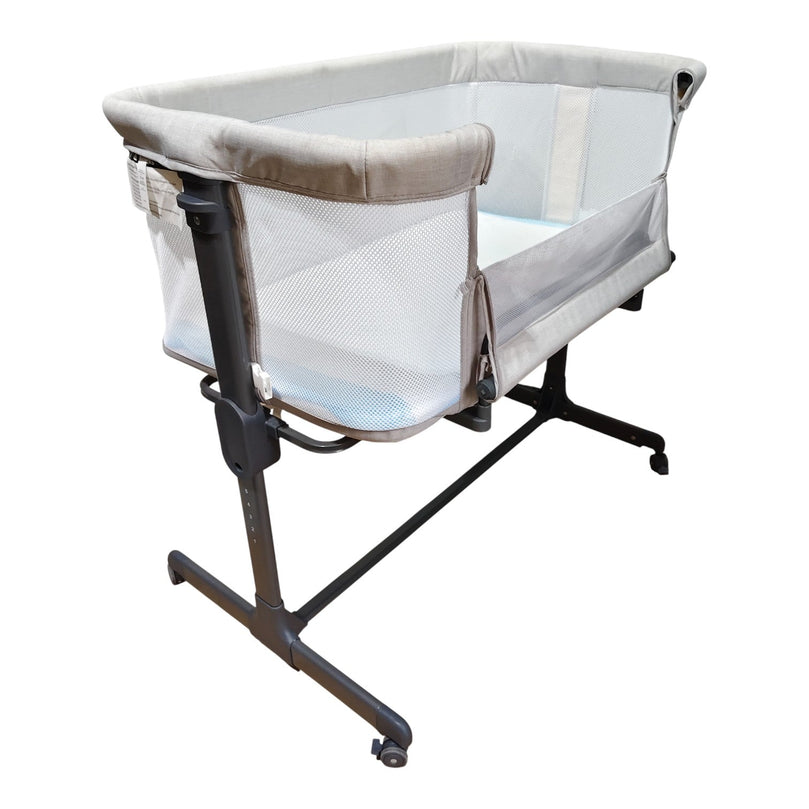 Bumble-&-Bird-Baby-Bedside-Bassinet-Cream-1-1