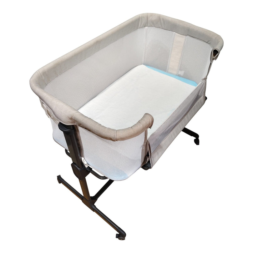 Bumble-&-Bird-Baby-Bedside-Bassinet-Cream-1-5