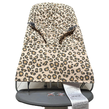 BabyBjörn-Bouncer-Bliss-Leopard-Print-2-2