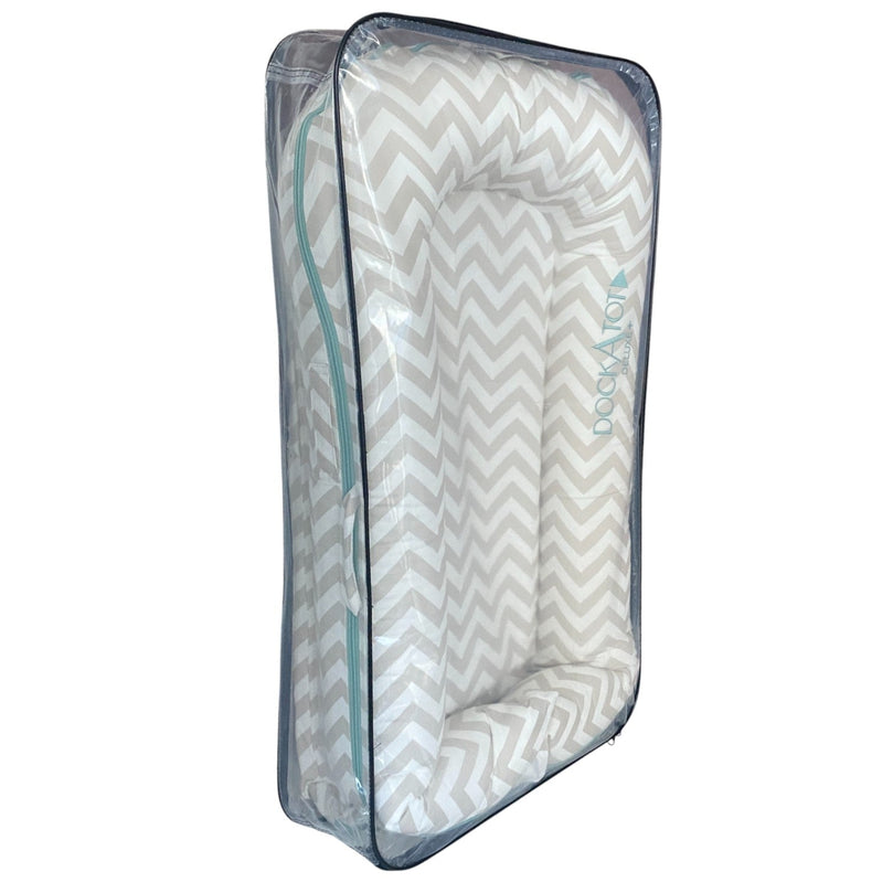 DockATot-Deluxe+-Pod-Silver-Lining-3-1