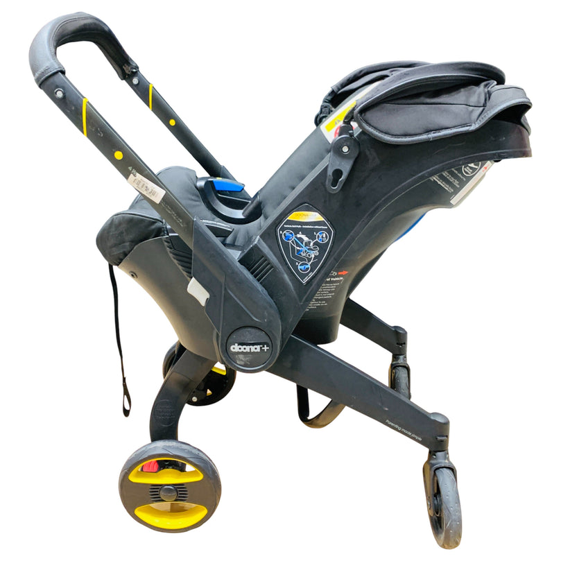 Doona-Infant-Car-Seat-Nitro-Black-4-5