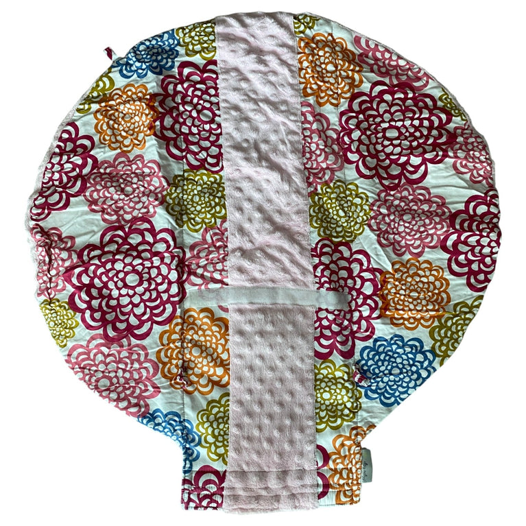 Itzy-Ritzy-Wrap-&-Roll-Infant-Carrier-Arm-Pad-&-Tummy-Time-Mat-1-2