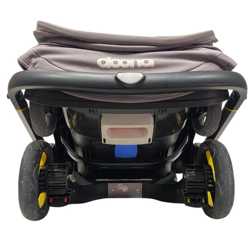 Doona-Infant-Car-Seat-Black-6-7