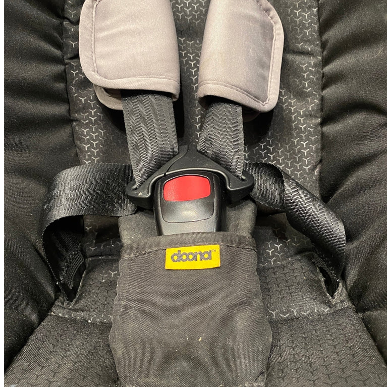 Doona-Infant-Car-Seat-Black-6-8