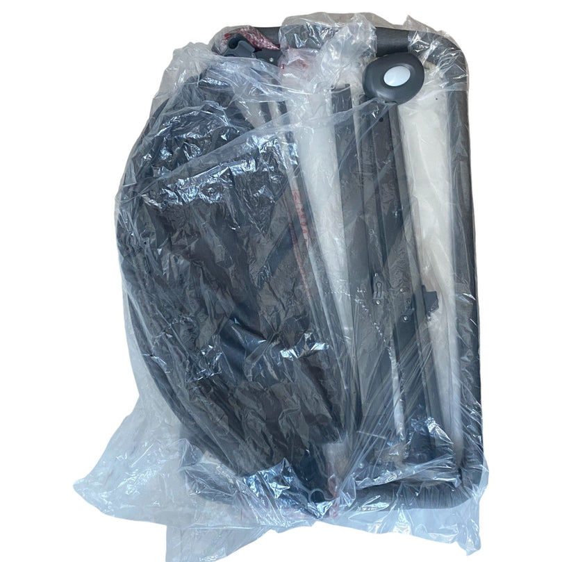 Juniors-Theo-Bassinet-1-2