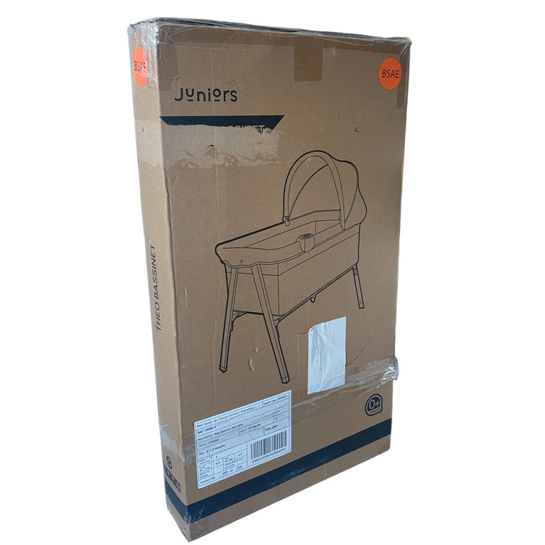 Juniors-Theo-Bassinet-1-3