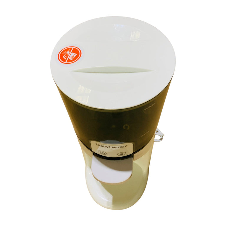 Baby-Brezza-Bottle-Sterilizer-and-Dryer-Advanced-White-5-7
