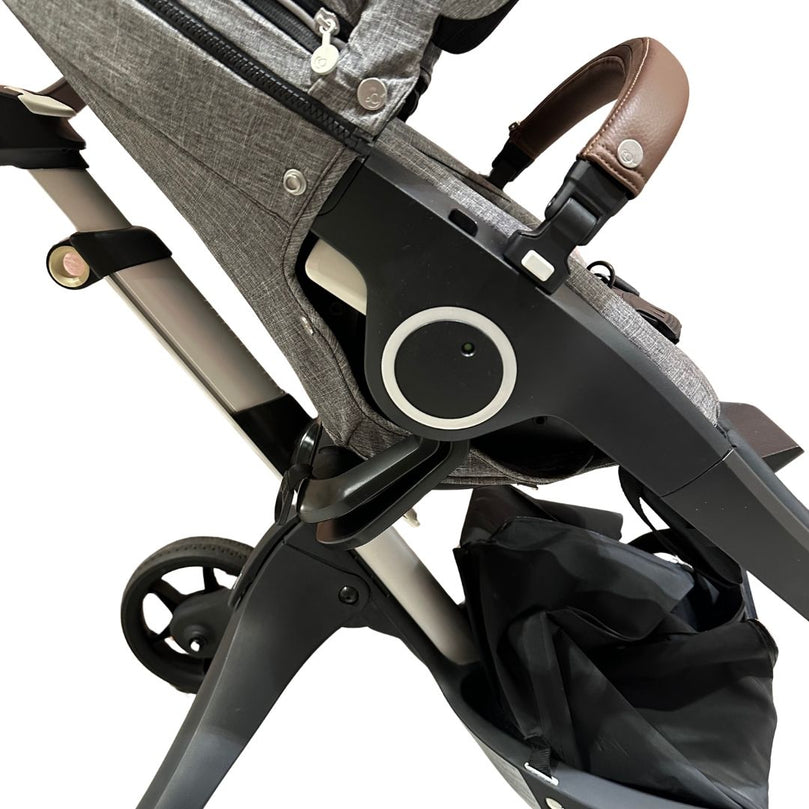 stokke v6 Stokke Xplory V6 Chassis Black - Modern Grey | Shop used Strollers in UAE